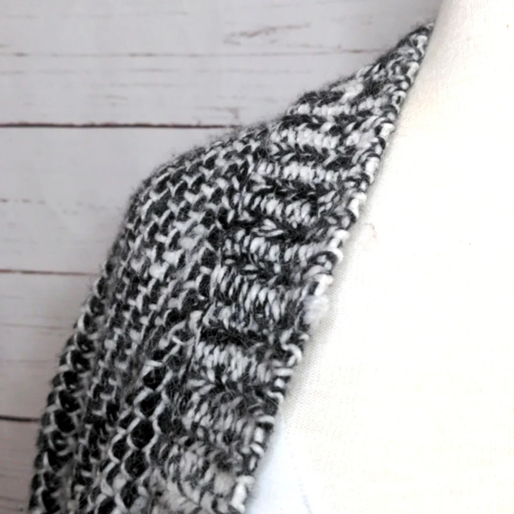 Women's Black and White Express Wool‎ Alpaca Open Long Cardigan Medium Large